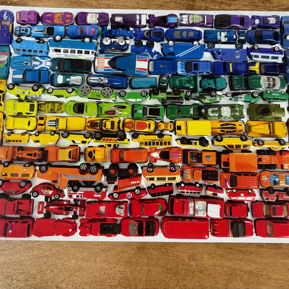 Colorful Die-Cast Toy Car Collection 1000 Piece Puzzle